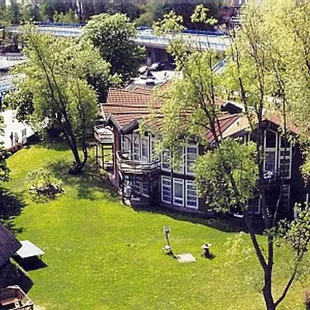 In A Prime Location By The Water In Plau Am Vakantiehuis